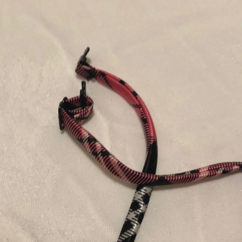 Pink, white & black plaid adjustable bow tie. OS
